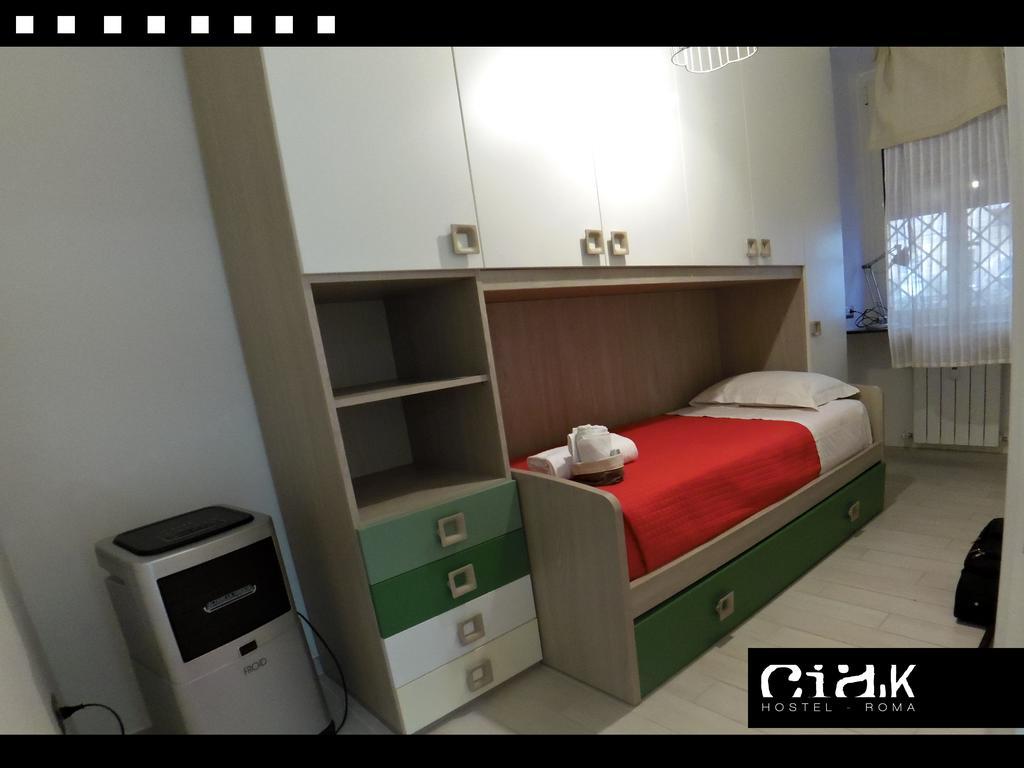 Ciak Holiday House Bed & Breakfast โรม ภายนอก รูปภาพ